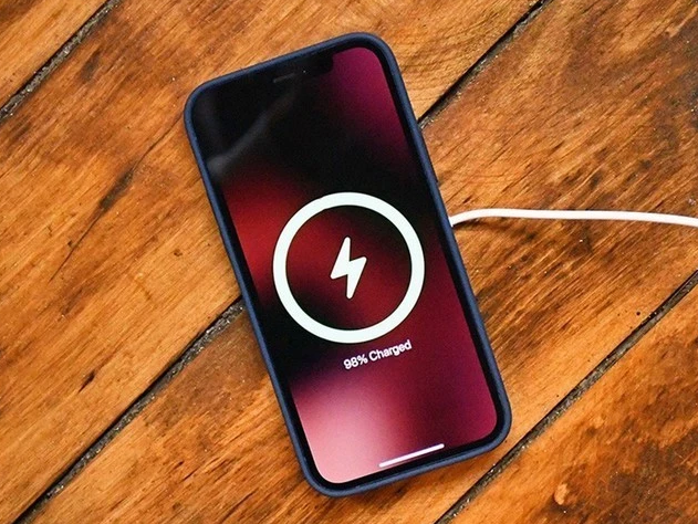 共和苹果手机维修分享iPhone 12可以随便充电吗 